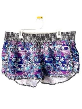 Athleta Board Shorts Women's 16 Lanai Mixed Floral Beachy Coconut Girl Surfer